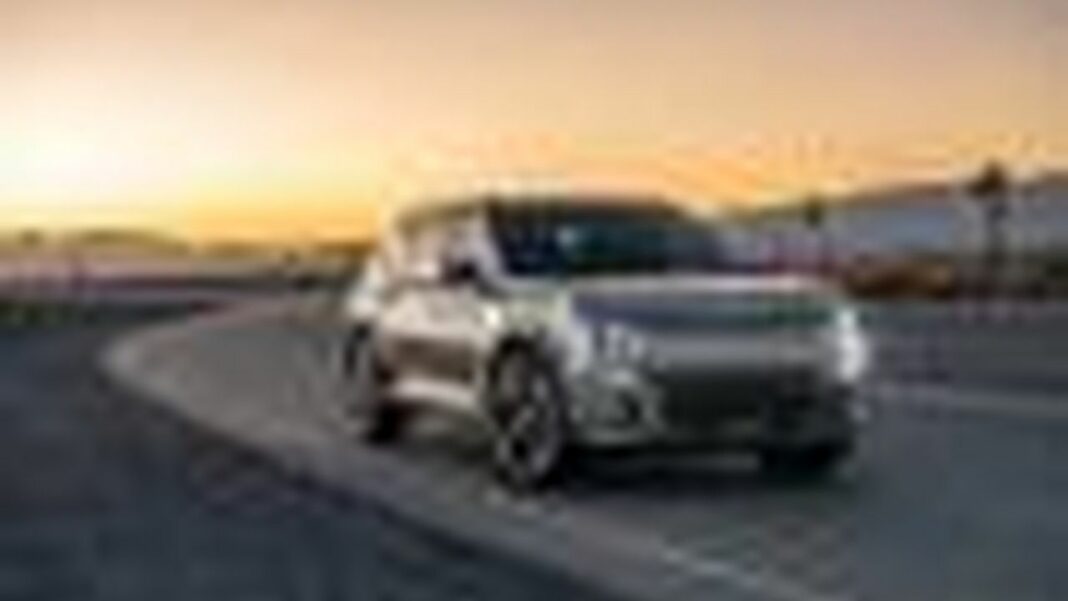 source:GreenCarReports - Kia EV9 GT 2026: 501 CV e ricarica rapida con NACS