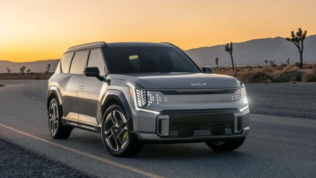 source:motor1 - Kia EV9 GT 2026: Potenza e Lusso in un Crossover Elettrico