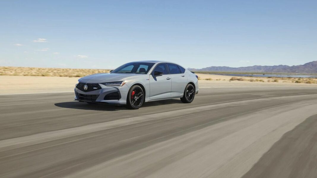 Design e Comfort del 2025 Acura TLX: Un Interno Elegante e Funzionale 2025 Acura TLX: Comfort e Potenza a Prezzo Competitivo