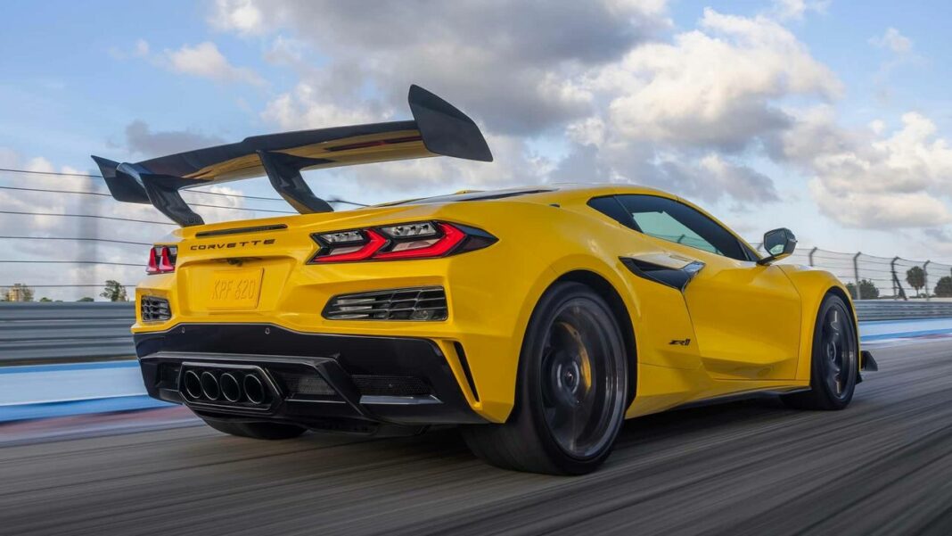 Un Nuovo Record: La Corvette ZR1 È la Vettura Più Veloce Mai Prodotta da General Motors Corvette ZR1: 0-100 km/h in 2,3 secondi di pura potenza