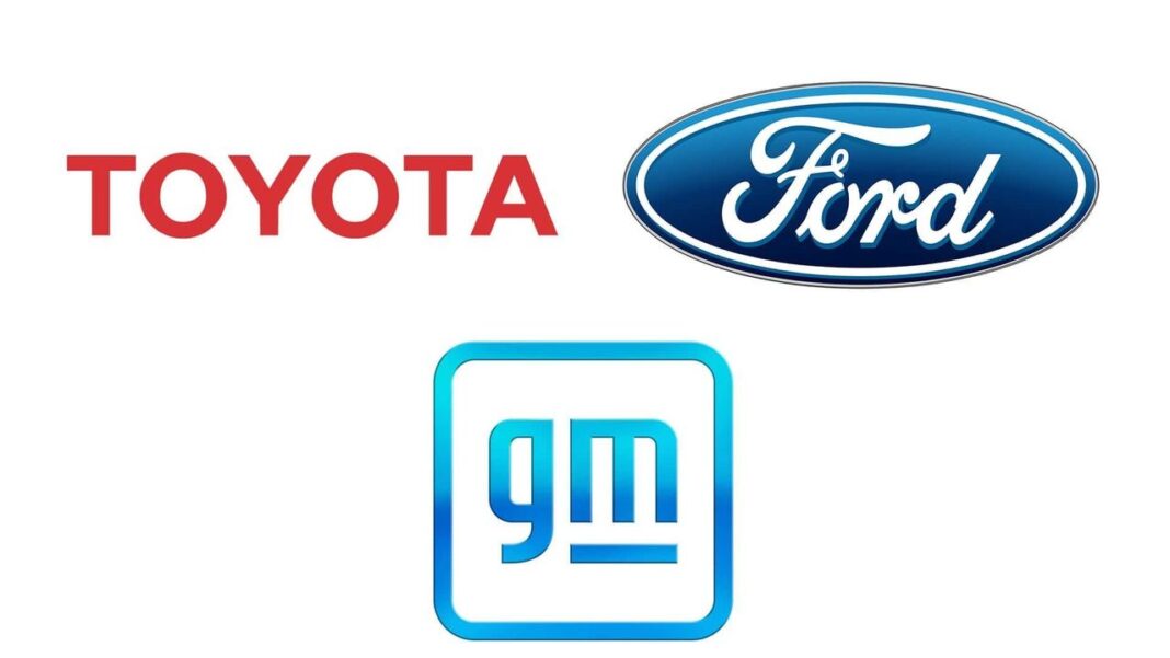 Implicazioni delle Politiche di Trump per il Settore Automobilistico Ford, GM e Toyota: 1 Milione per l'Inaugurazione di Trump