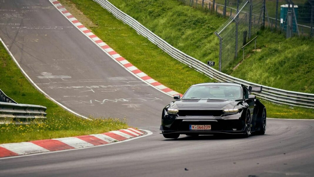 Tecnologia Avanzata e Prestazioni del Mustang GTD per il 2025 Ford Mustang GTD: Sotto i 7 minuti al Nürburgring!