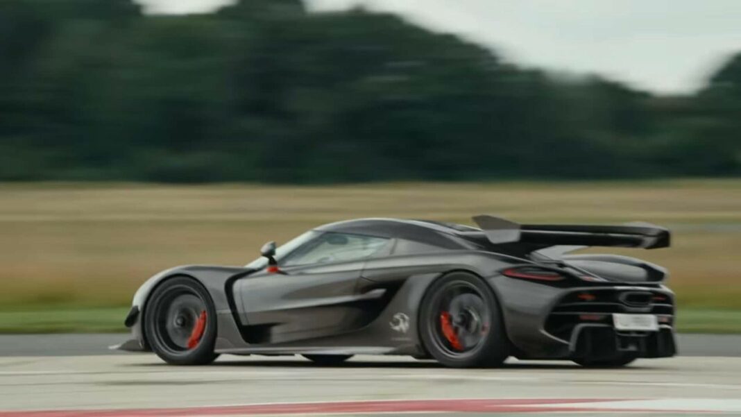 Il Futuro del Dunsfold Park: Sviluppo Residenziale e Nuove Infrastrutture Il Koenigsegg Jesko Stabilisce un Nuovo Record a Top Gear