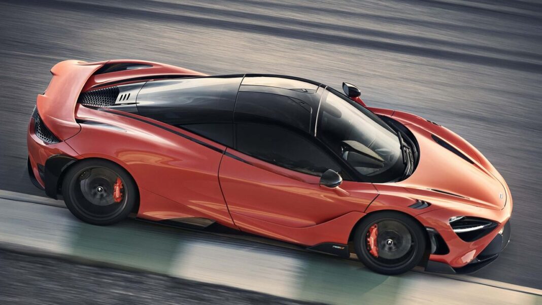 Sicurezza Stradale: Rischi Associati al Distacco del Vetri McLaren 765LT: attenzione al vetro posteriore instabile!