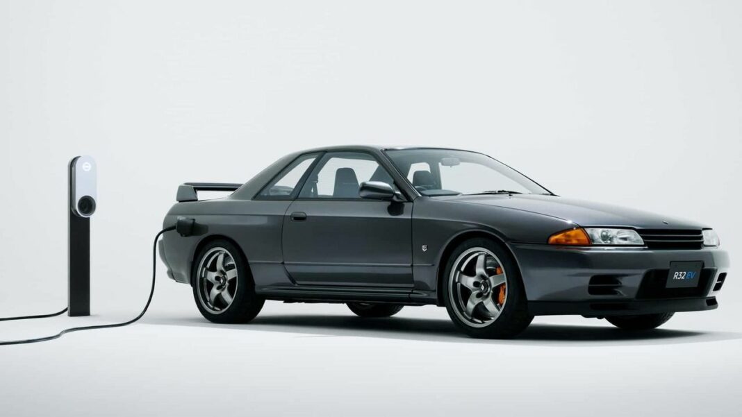 Il futuro della GT-R: dall'RB26DETT all'elettrico, verso una nuova era di prestazioni sostenibili Nissan GT-R R32 diventa elettrico: il futuro è qui!