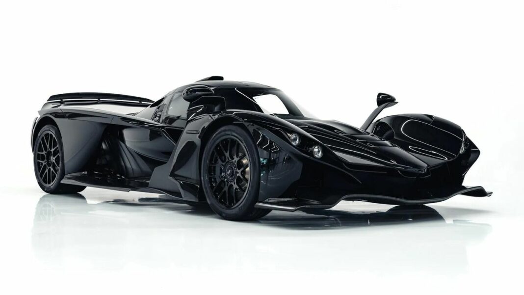source:MotorAuthority - Praga Bohema: Hypercar da pista ora in consegna