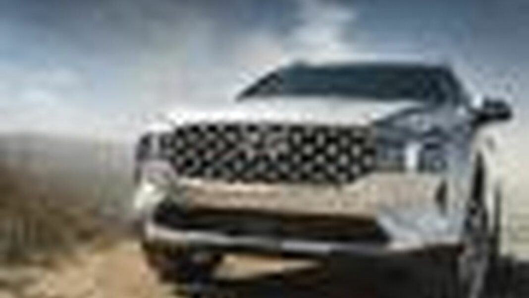 source:TheCarConnection - Richiamo Hyundai: 226.000 auto per problemi alla telecamera