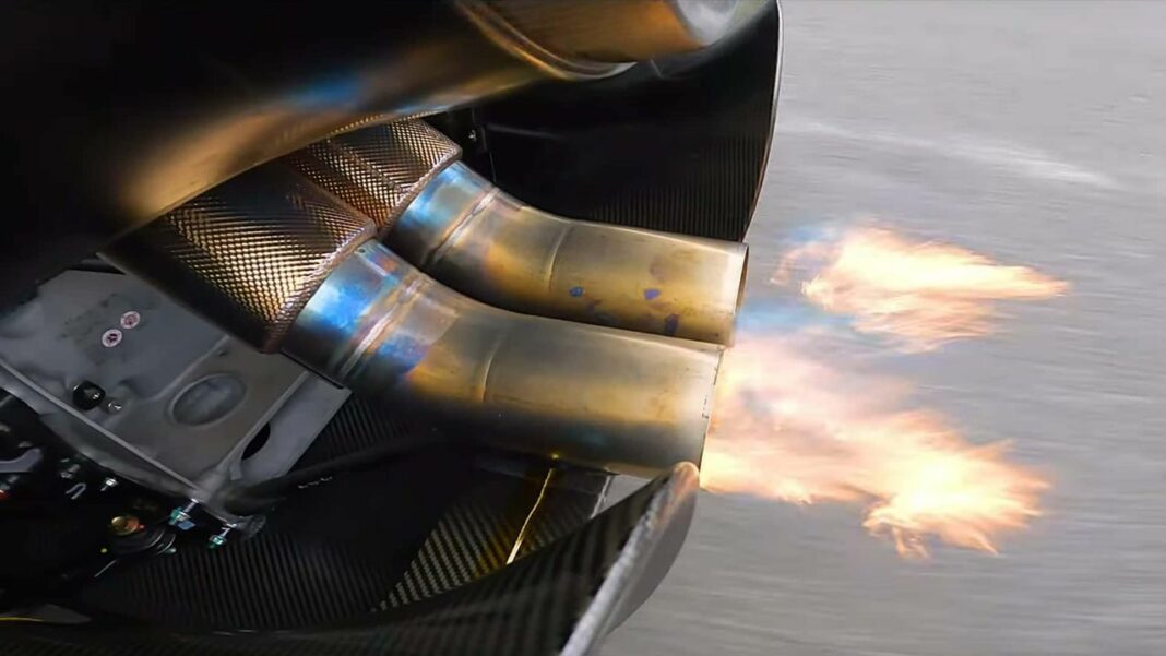 source:motor1 - Scopri il Suono del V12 della GMA T.50s in Pista