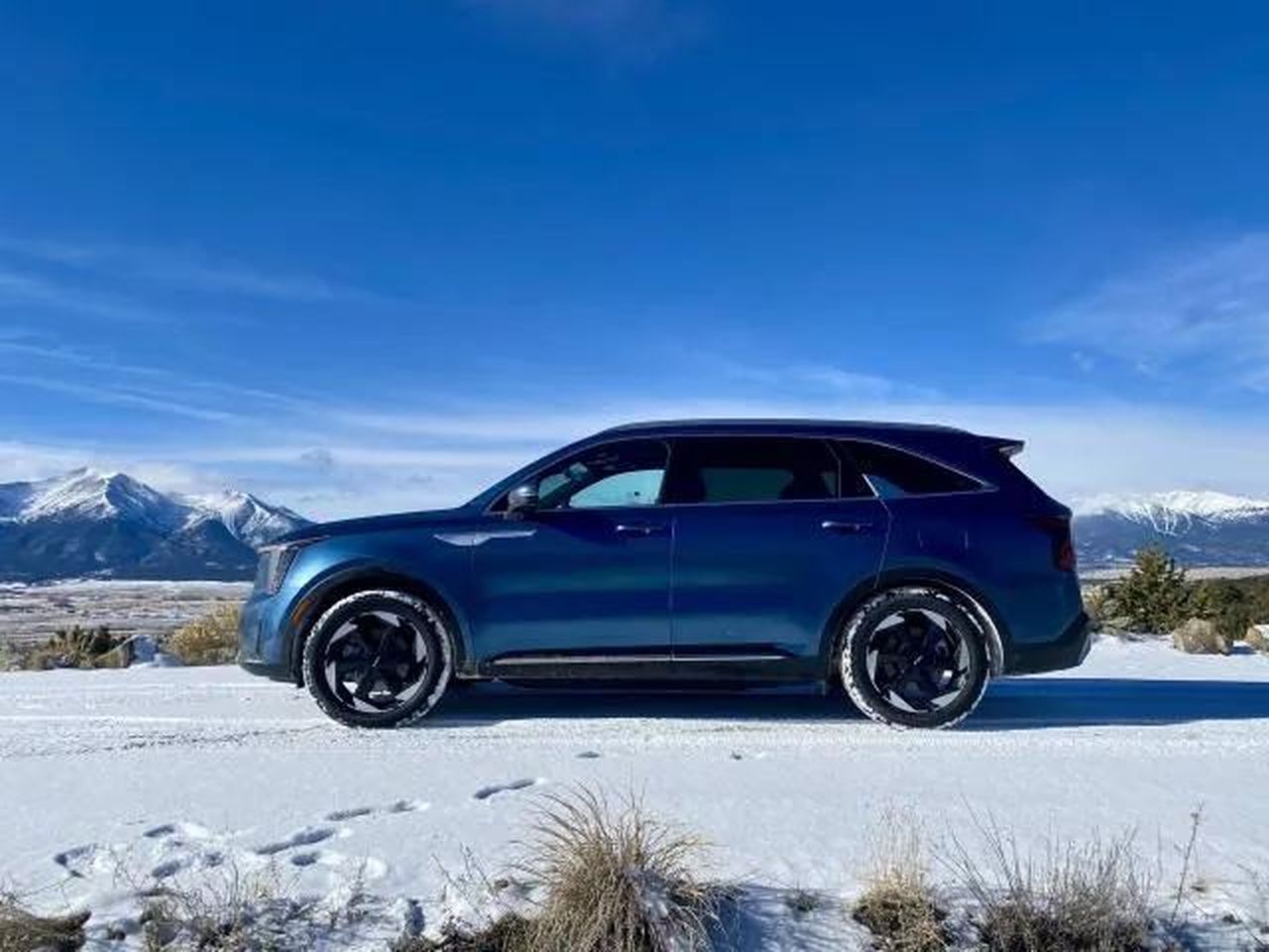 2025_Kia_Sorento_Hybrid_un_viaggio_in_montagna_mJtbASUxp6 - Veicoli24 source:TheCarConnection - 2025 Kia Sorento Hybrid: un viaggio in montagna - 2025 Kia Sorento Hybrid