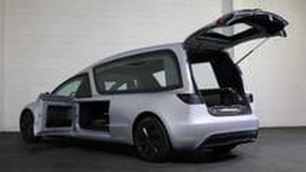 Caratteristiche_del_carro_funebre_Tesla_bxAUEIAxEz - Veicoli24 Caratteristiche del carro funebre Tesla - Carro funebre Tesla Model 3