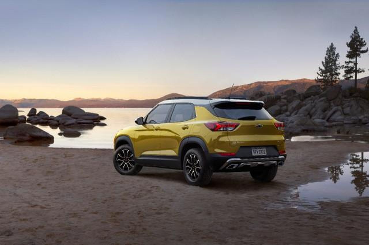 Consumi_di_carburante_di_Trax_e_TrailBlazer_eDJidCPdMR - Veicoli24 source:TheCarConnection - Consumi di carburante di Trax e TrailBlazer - 2023 Chevrolet Trailblazer