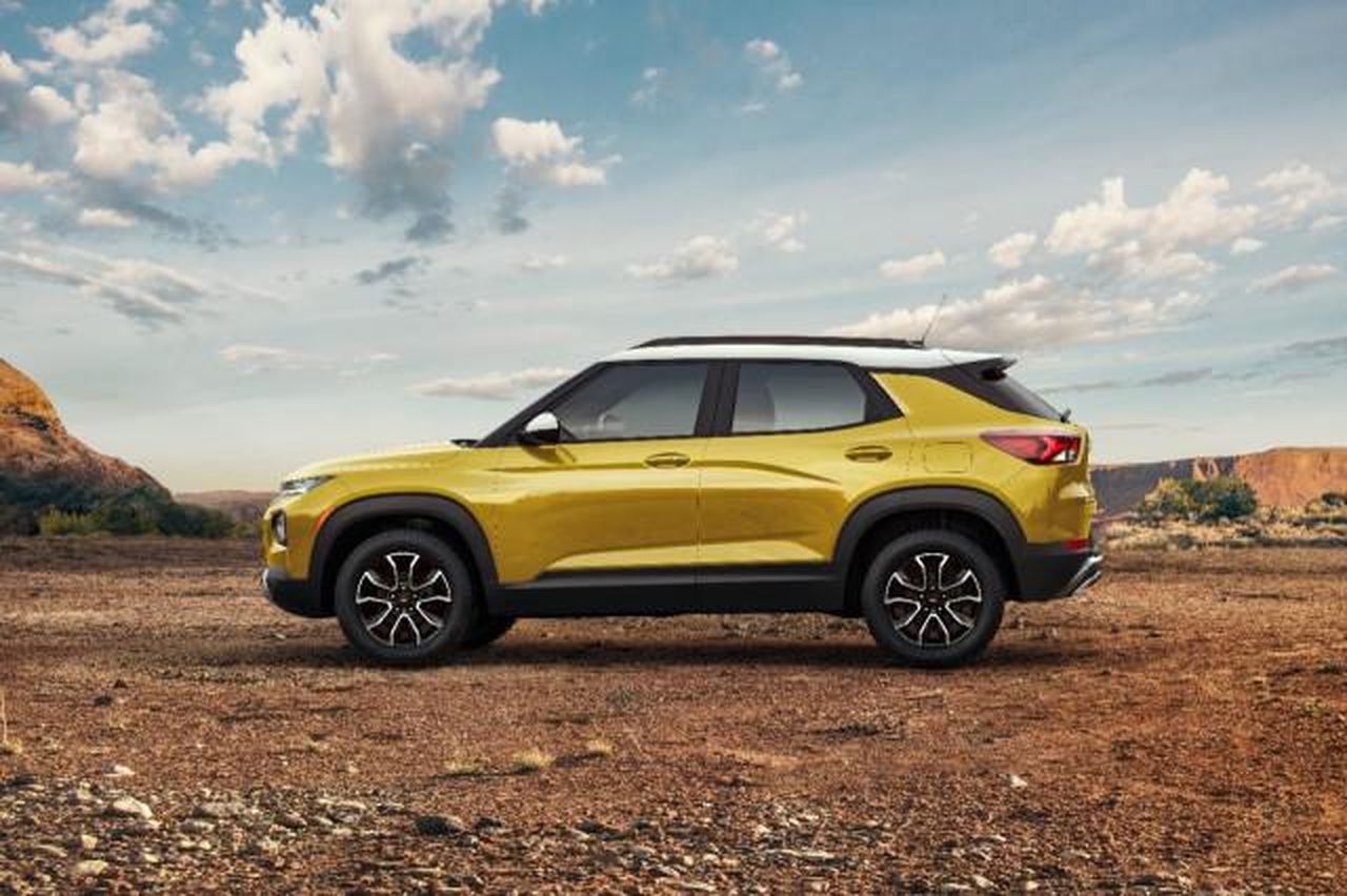 Design_interno_ed_esterno_di_Trax_e_TrailBlazer_uh8XjsgLmk - Veicoli24 source:TheCarConnection - Design interno ed esterno di Trax e TrailBlazer - 2023 Chevrolet Trailblazer