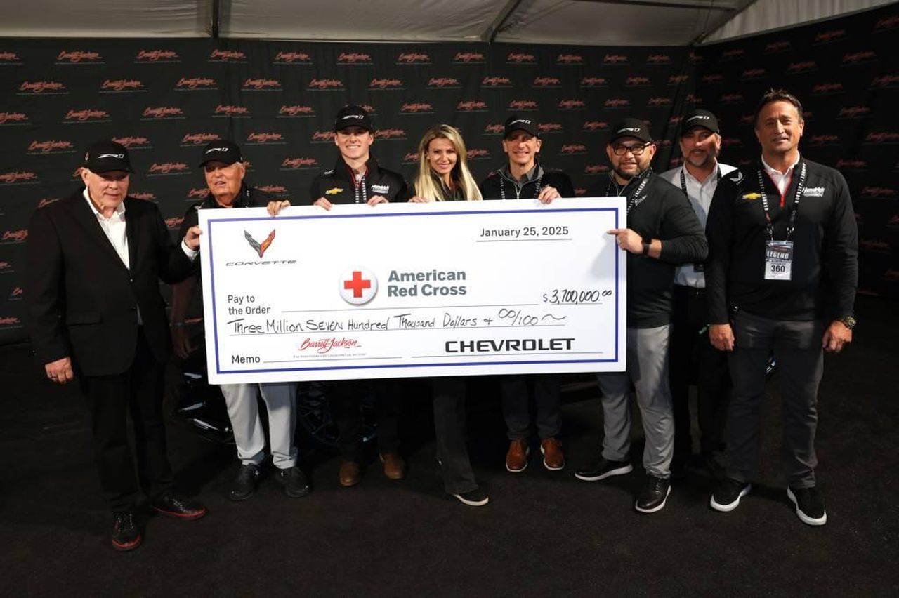 Diritti_di_vendita_della_Corvette_ZR1_2025_allasta_Uah2B5FWVb - Veicoli24 Diritti di vendita della Corvette ZR1 2025 all'asta - Vendita della prima Corvette ZR1 2025 all'asta Barrett-Jackson a Scottsdale - Gen. 2025