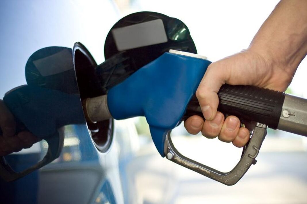 source:GreenCarReports - Gli americani vogliono miglioramenti nell'economia dei carburanti secondo un sondaggio