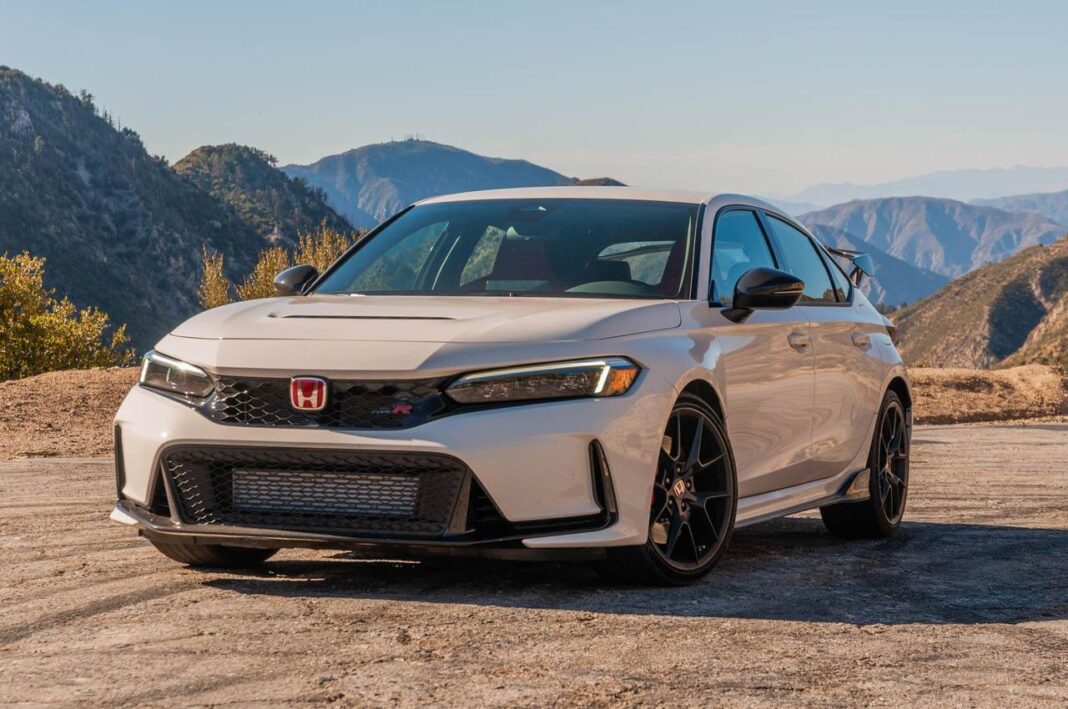source:MotorAuthority - Honda e il futuro elettrico: il Civic Type R perderà il motore a benzina