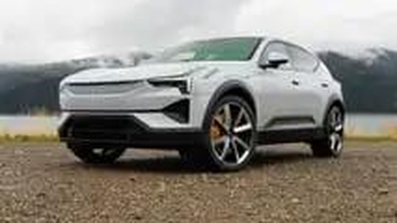 Il_Nuovo_CEO_e_le_Sfide_di_Design_FEeMLDmhcx - Veicoli24 source:motor1 - Il Nuovo CEO e le Sfide di Design - Polestar 3 First Drive: Jackson, Wyoming