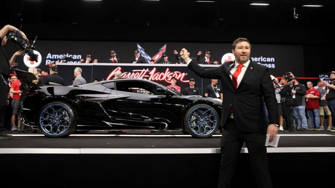Prestazioni del Corvette ZR1 Il primo Corvette ZR1 del 2025 venduto per 3,7 milioni di dollari