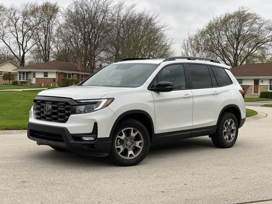 source:TheCarConnection - Indagine NHTSA su 295.125 veicoli Honda per attivazione errata dei freni automatici