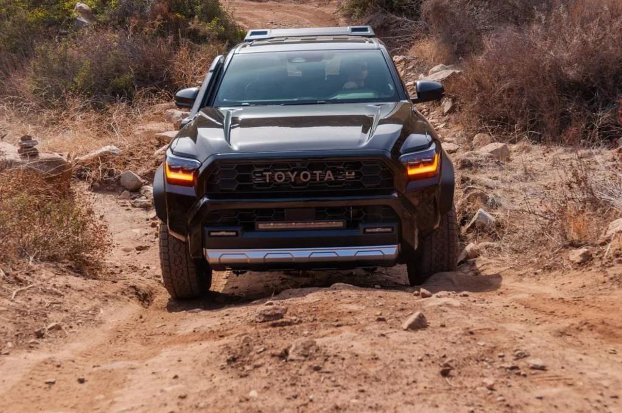 La_2025_Toyota_4Runner_presenta_unequazione_di_valore_bw2Jmd4B6D - Veicoli24 La 2025 Toyota 4Runner presenta un'equazione di valore - 2025 Toyota 4Runner