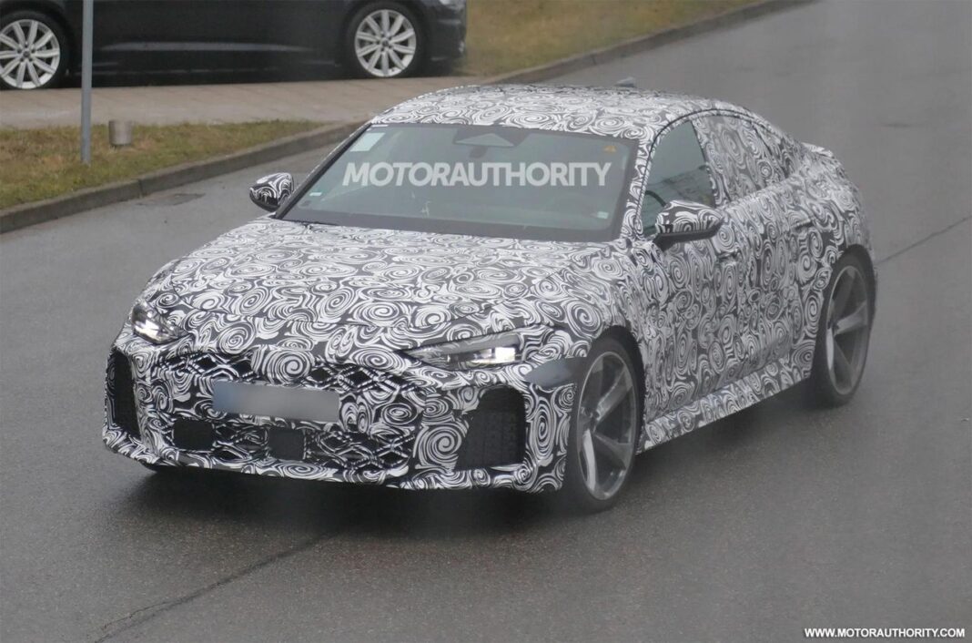Prototipi e aspettative per il mercato La nuova Audi A5 2026 e l'attesa RS 5 ad alte prestazioni