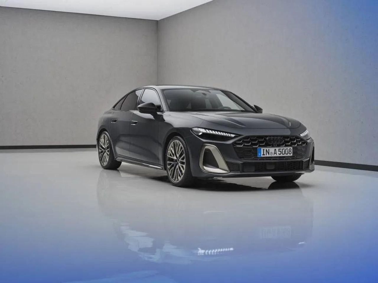La_nuova_Audi_A5_e_il_modello_RS_5_LpheEE98RI - Veicoli24 La nuova Audi A5 e il modello RS 5 - 2025 Audi A5 S Line