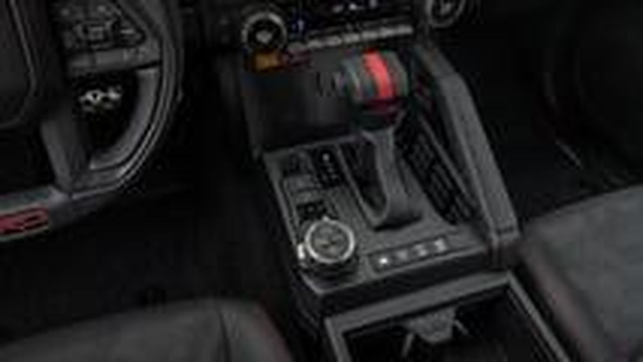 La_situazione_della_trasmissione_manuale_YHbx0uaT7V - Veicoli24 La situazione della trasmissione manuale - 2025_4Runner_TRDPro_Mudbath_306