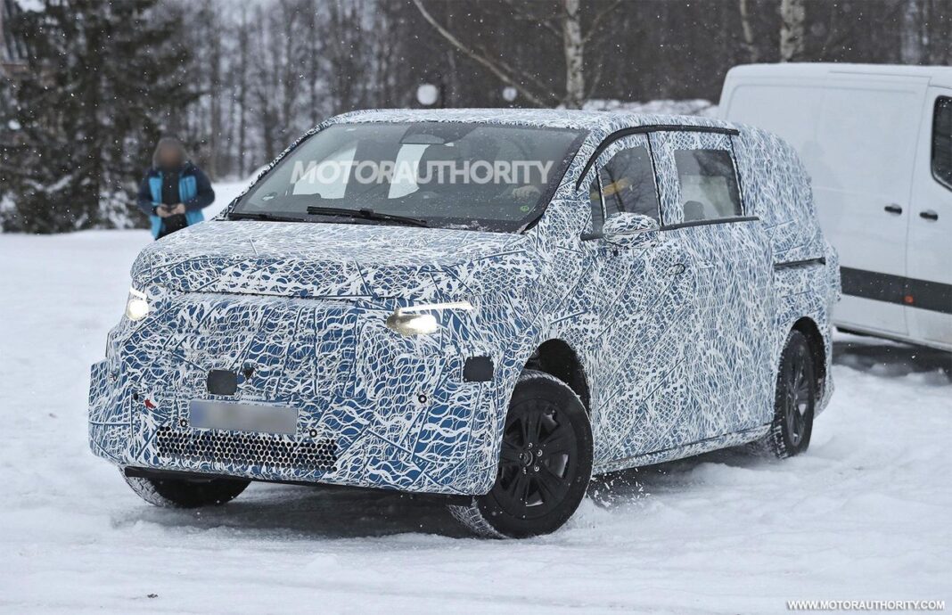 source:MotorAuthority - Mercedes-Benz V-Class: il nuovo van elettrico in arrivo nel 2026