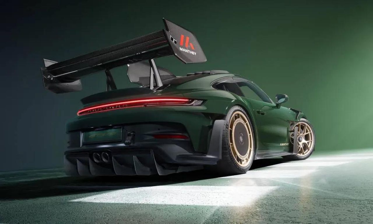 Modifiche_aerodinamiche_significative_eiwiOthh7C - Veicoli24 source:MotorAuthority - Modifiche aerodinamiche significative - 2025 Porsche 911 GT3 RS con pacchetto Manthey