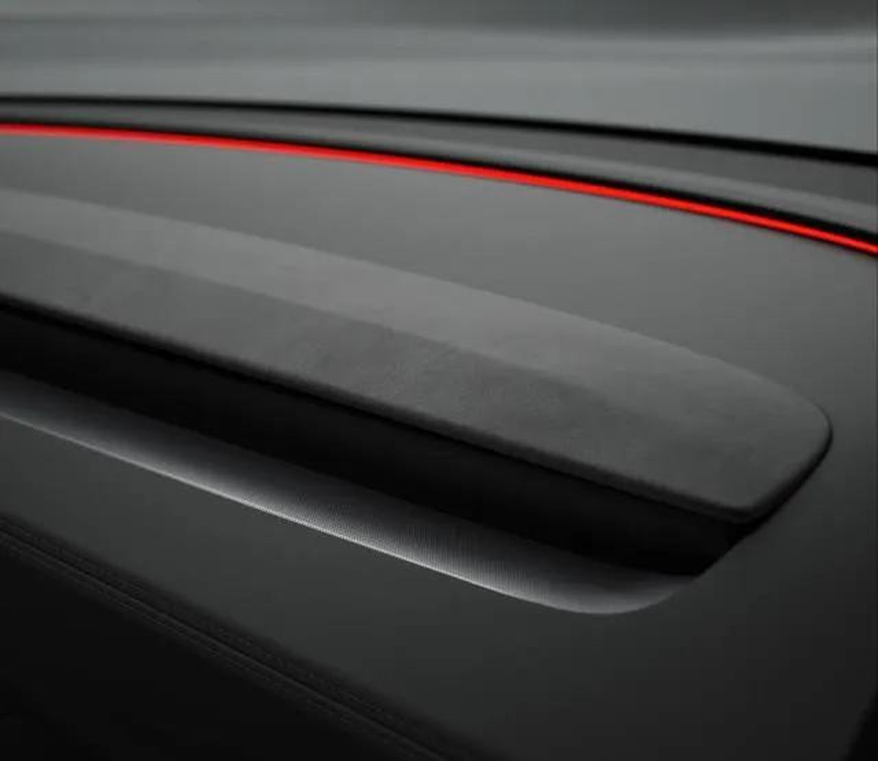 Novit_del_2025_Tesla_Model_Y_zWPawzdRy5 - Veicoli24 Novità del 2025 Tesla Model Y - Lancio della Serie 2025 del Tesla Model Y