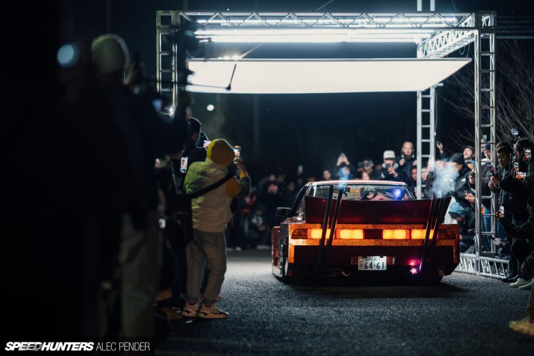 source:SpeedHunters - Peaches Underground Tokyo Meet: Un Evento di Cultura Automobilistica