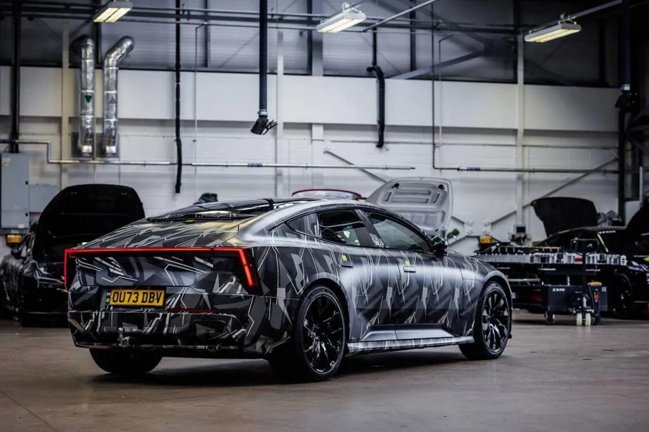 Polestar_7_un_SUV_elettrico_in_arrivo_CjDqhVd7WH - Veicoli24 source:MotorAuthority - Polestar 7: un SUV elettrico in arrivo - Prototipo Polestar 5