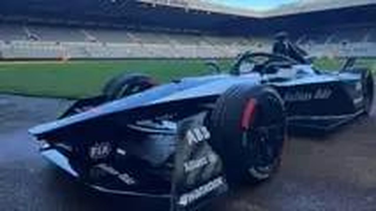 Saudia_x_Newcastle_United_ONdlpqoMq4 - Veicoli24 source:motor1 - Saudia x Newcastle United - Saudia x Newcastle United