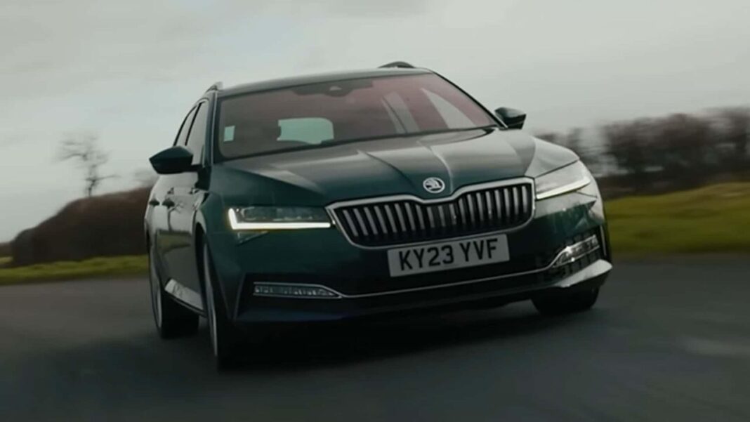 source:motor1 - Skoda Superb: La Wagon Potente che Sorprende