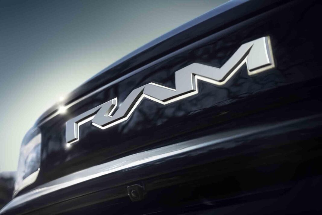 source:MotorAuthority - Stellantis riprende la produzione di un pickup a Belvidere nel 2027