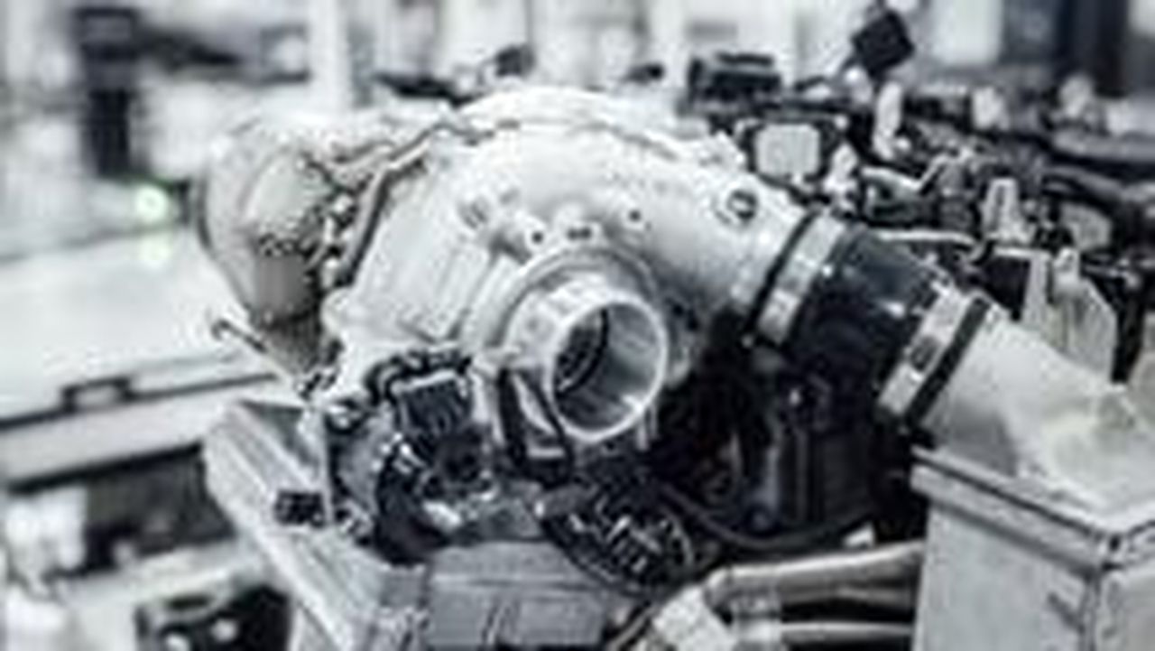 Supercharger_Elettrici_Il_Futuro_della_Tecnologia_q5IIO1Sm6B - Veicoli24 source:motor1 - Supercharger Elettrici: Il Futuro della Tecnologia - Mercedes-Benz Electric Turbocharger