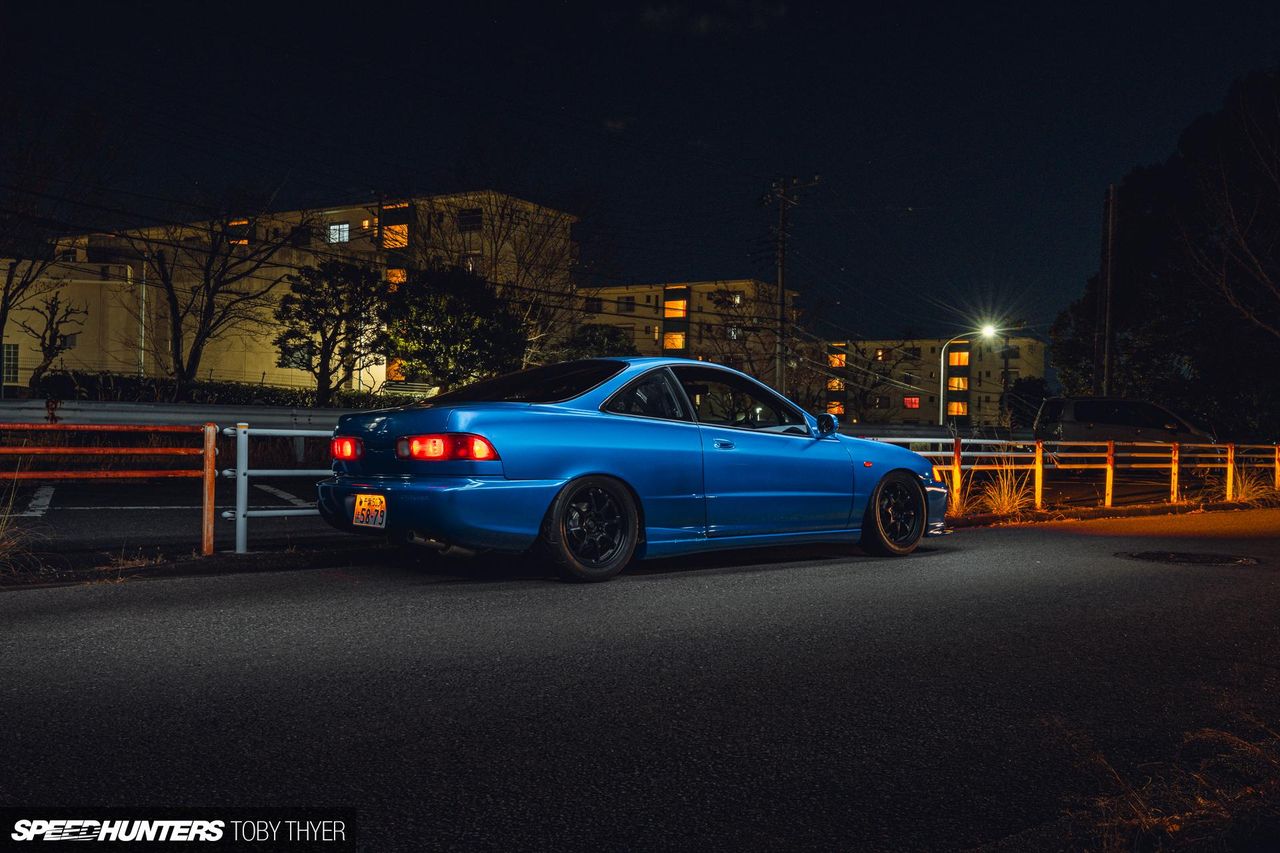 Un_incontro_inaspettato_con_la_Honda_Integra_m4QvibzYvw - Veicoli24 source:SpeedHunters - Un incontro inaspettato con la Honda Integra - Honda Integra Type R durante un servizio fotografico
