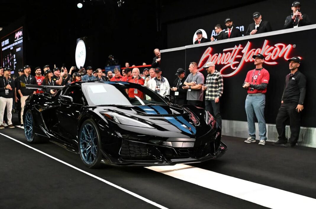 Futuro della Corvette Vendita della prima Chevrolet Corvette ZR1 2025 all'asta Barrett-Jackson