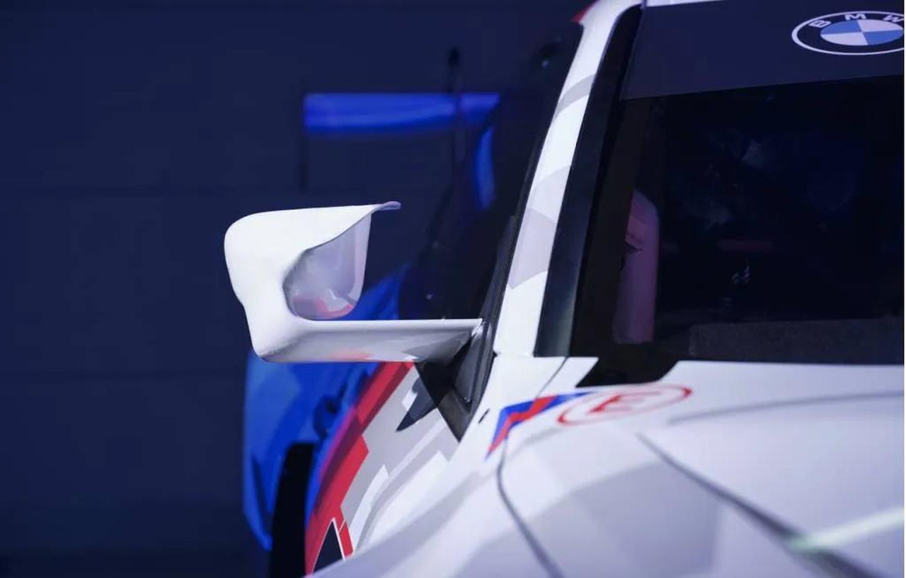 Vittoria_della_BMW_M4_GT3_Evo_nella_24_Ore_di_Dubai_JGhA48ecf6 - Veicoli24 source:MotorAuthority - Vittoria della BMW M4 GT3 Evo nella 24 Ore di Dubai - Auto da corsa BMW M4 GT3 Evo 2025