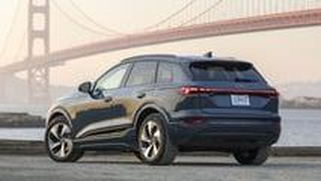 Volkswagen_Group_e_i_cambiamenti_di_produzione_OE8vZHJKbI - Veicoli24 Volkswagen Group e i cambiamenti di produzione - 2025 Audi Q6 e-tron quattro prima guida