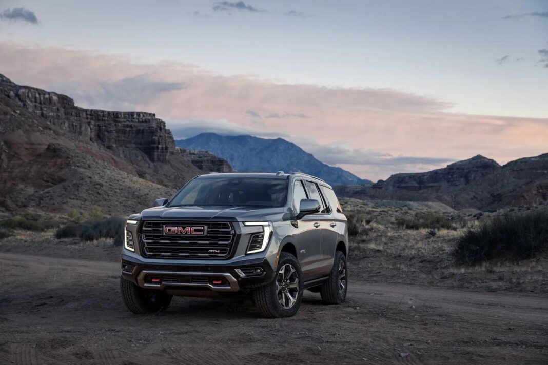 GMC Yukon: è finalmente il Denali quello da avere? 2025 GMC Yukon: un SUV di grandi dimensioni con nuove caratteristiche