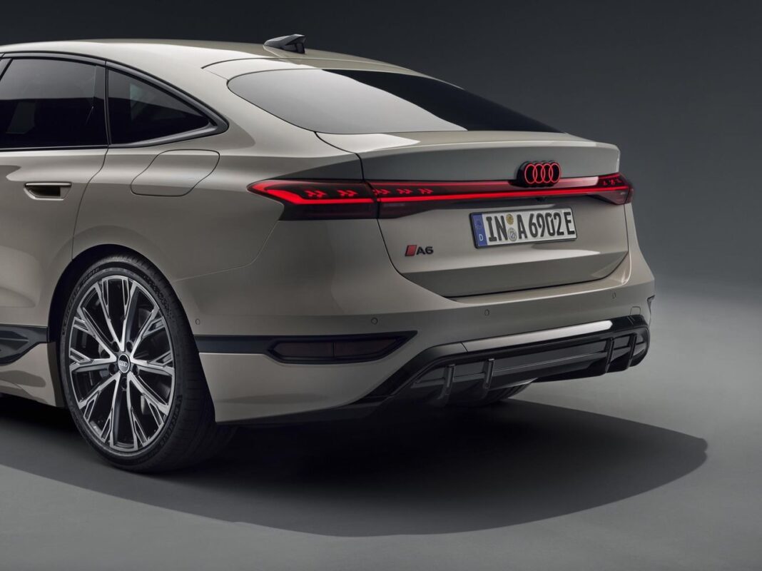 Presentazione del nuovo A6 con motore a combustione Audi abbandona la nuova strategia di denominazione per i veicoli elettrici
