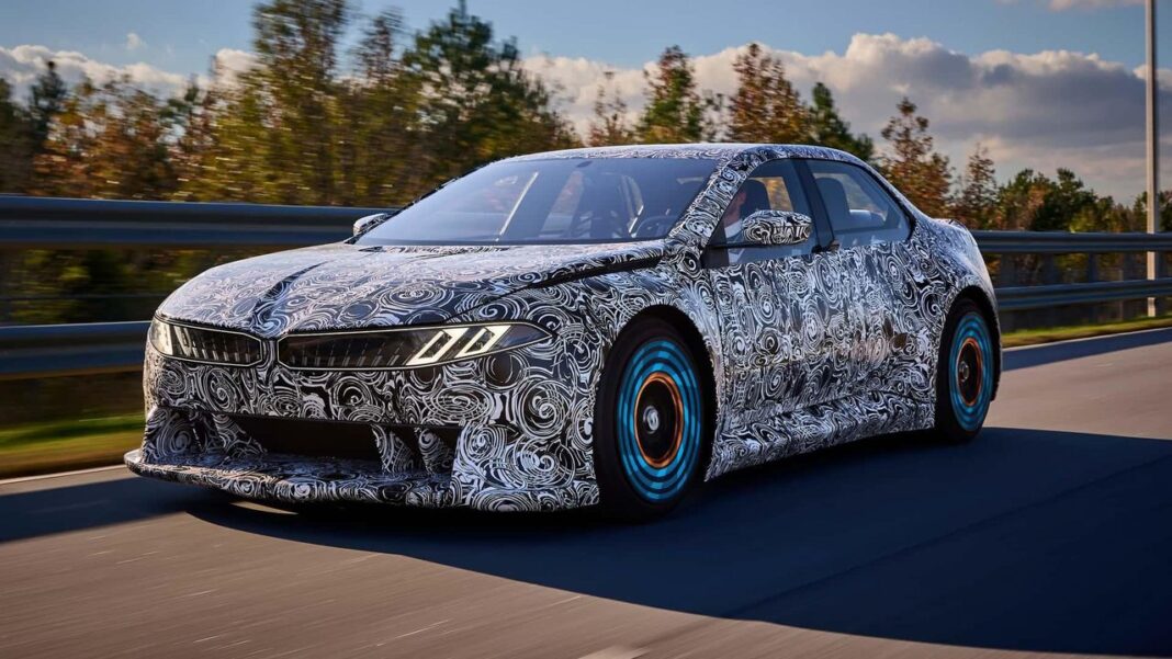 Efficienza energetica e prestazioni del prototipo BMW presenta il prototipo Vision Driving Experience: un 'superbrain' per auto elettriche