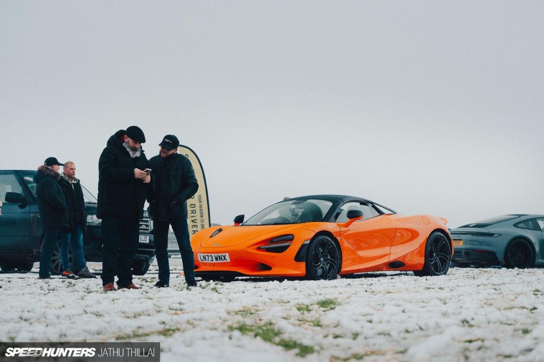 L'energia del Bicester Scramble Bicester Scramble 2025: un evento automobilistico invernale speciale
