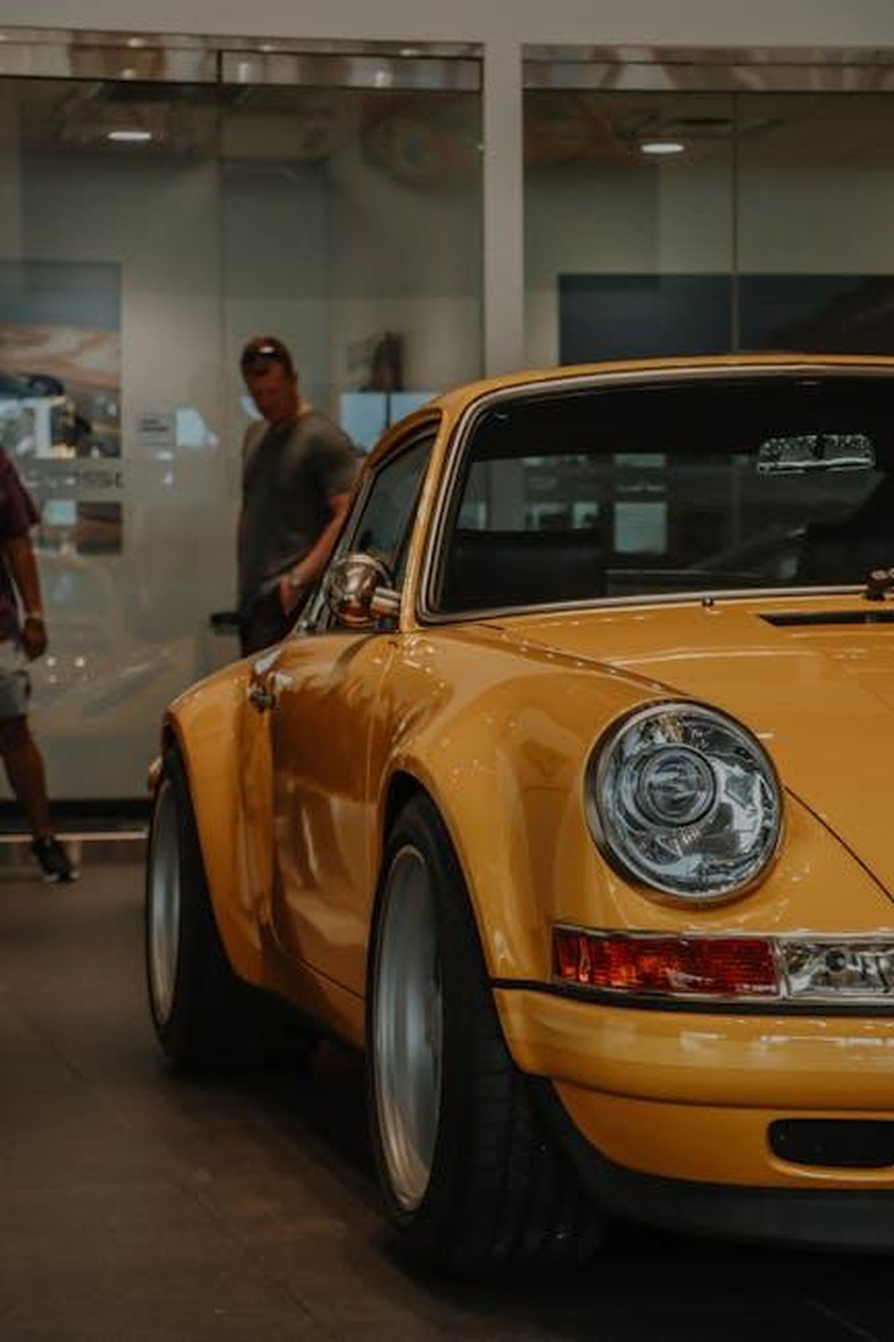 Caratteristiche_e_specifiche_A2OuUgOOoK - Veicoli24 Source: Jacob Moore - pexels - Free stock photo of classic car, colorado, porsche 911
