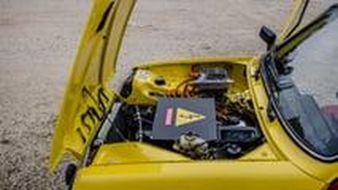 Collaborazione_e_Innovazione_nel_Restomod_k494AsLNCU - Veicoli24 Collaborazione e Innovazione nel Restomod - Renault 5 restomod