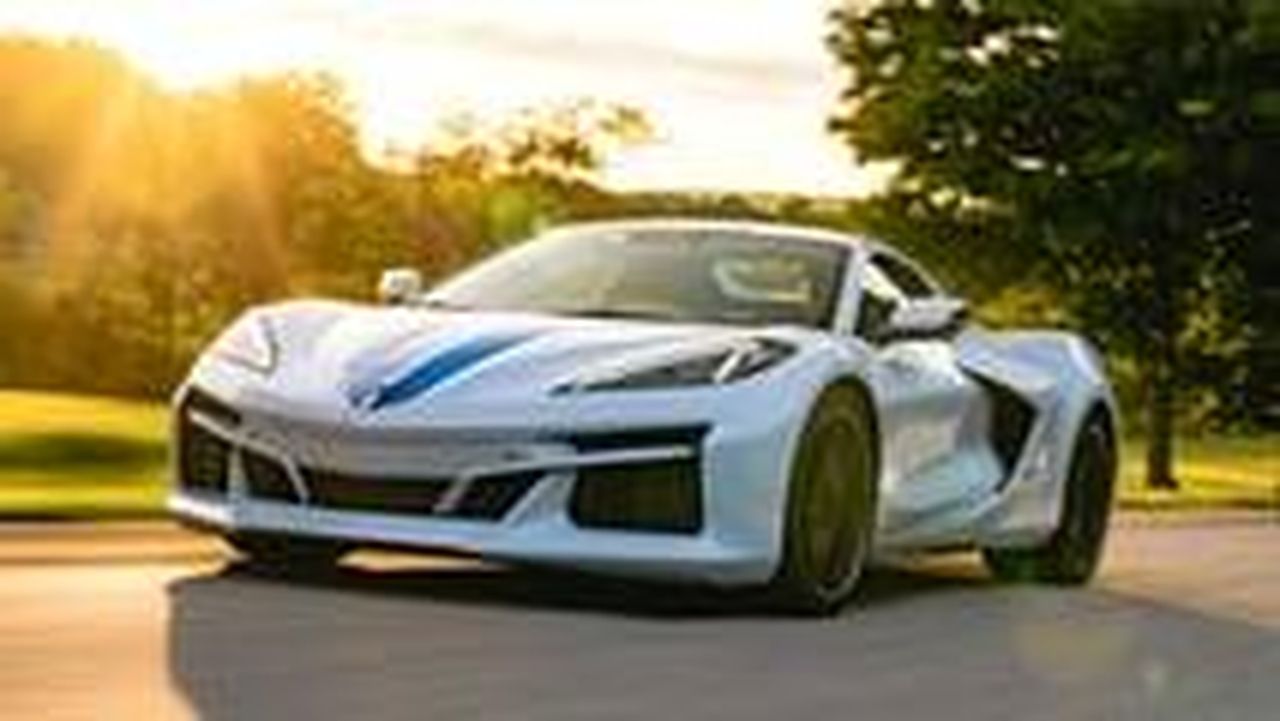 Componenti_e_prezzo_del_pacchetto_op3XwpXhuB - Veicoli24 Source: Motor1 - - Corvette E-Ray