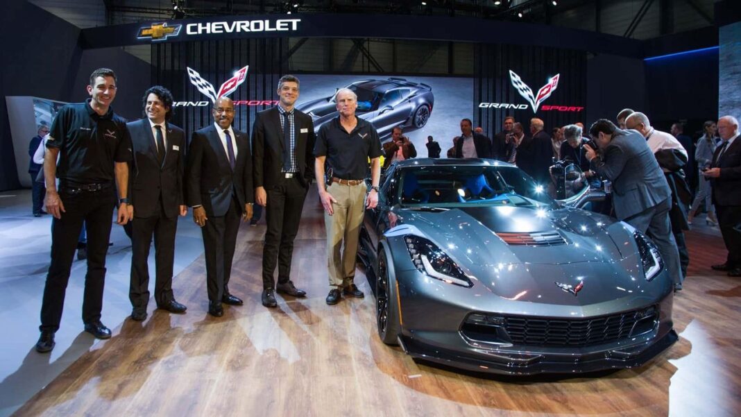 Cambiamenti nel team Corvette Harlan Charles lascia la Chevrolet Corvette dopo 37 anni in GM