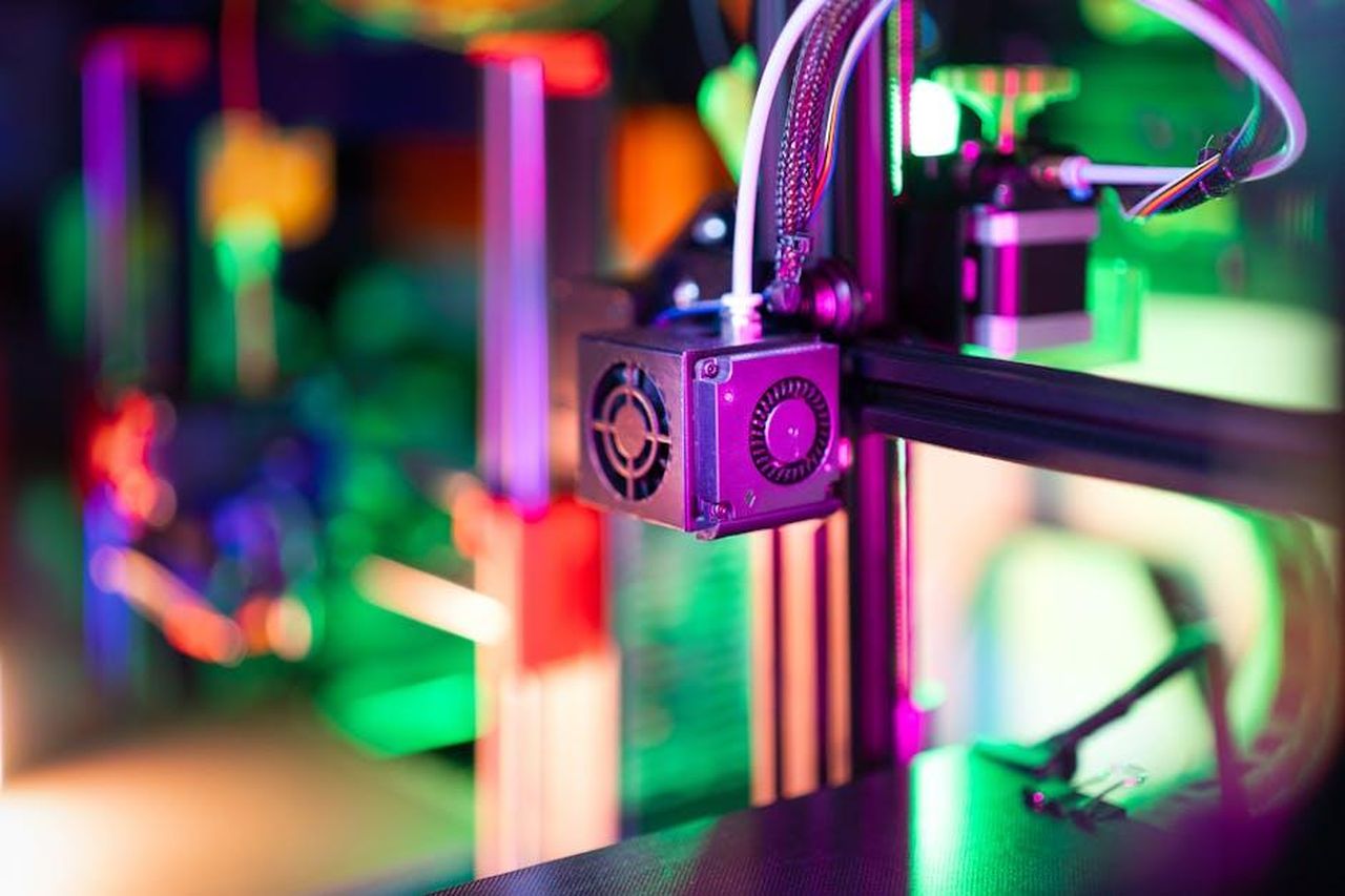 Il_futuro_della_produzione_Nissan_tagli_e_ristrutturazioni_LdCV3rk4Sr - Veicoli24 Source: Jakub Zerdzicki - pexels -