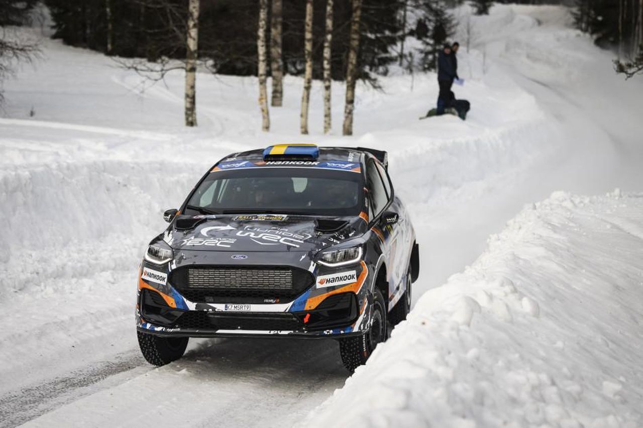 Johansson_stabilisce_il_benchmark_nel_Junior_WRC_Cpy2zbHgqv - Veicoli24 Johansson stabilisce il benchmark nel Junior WRC Scintillante Solberg supremo in WRC2 Source: Efrem Efre - pexels - Jönköping