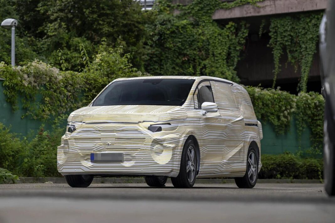 Evoluzione dei piani di Mercedes-Benz per i furgoni elettrici Mercedes-Benz: nuovi furgoni elettrici e a combustione in arrivo